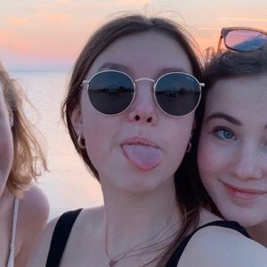 Meet your Posher, Kailer